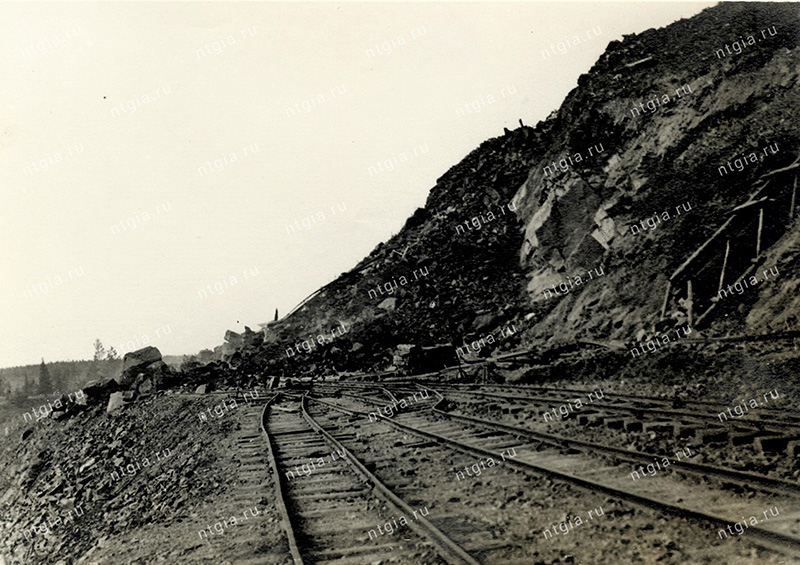 Вид места добычи строительного камня на карьере "Зайгора". 1930-е гг. (НТГИА. Коллекция фотодокументов.Оп.1П.Д.674)