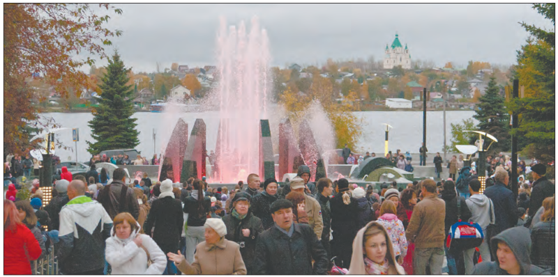 Открытие светомузыкального фонтана в Театральном сквере. 27 сентября 2013 года.