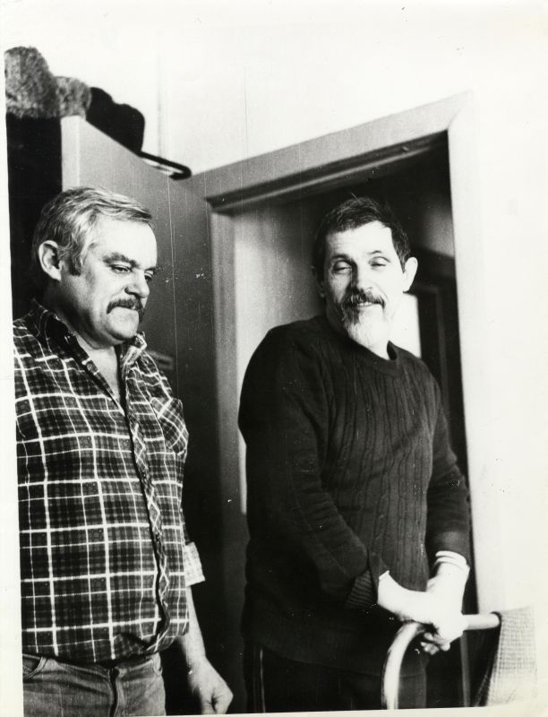 Художники города Нижний Тагил Воврженчик П.Н., Могилевич В.А. 1989 год. (НТГИА. Ф.632. Оп.1. Д.182) Художники города Нижний Тагил Воврженчик П.Н., Могилевич В.А. 1989 год. (НТГИА. Ф.632. Оп.1. Д.182)