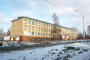Здание школы № 12 по улице Жуковского. Ноябрь 2014 года. Фото И. А. Дубровиной. Здание школы № 12 по улице Жуковского. Ноябрь 2014 года. Фото И. А. Дубровиной.