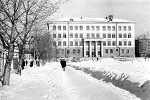 Нижнетагильский строительный техникум. 1971 год. Фото Б.А.Шилова. (НТГИА. Коллекция фотодокументов.Оп.1Н1.Д.197)