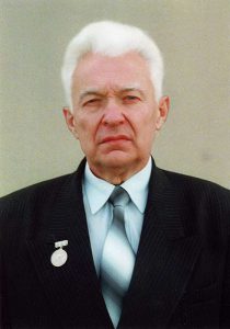 Шапошников Михаил Петрович.<br /> 2000-е гг. (НТГИА. Ф.679.Оп.2.Д.92) Шапошников Михаил Петрович.<br /> 2000-е гг. (НТГИА. Ф.679.Оп.2.Д.92)