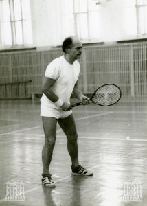 Виктор Григорьевич Здесенко. Март 1990 г. Виктор Григорьевич Здесенко. Март 1990 г.